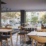 Cura Hotel
