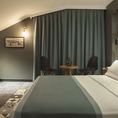 Hotel Cura 3*